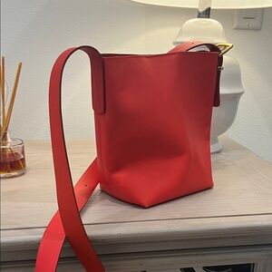 Madewell The Essential Mini Poppy Red Leather Bucket Tote